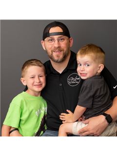 Sean Sabina - RE/MAX Select Realty