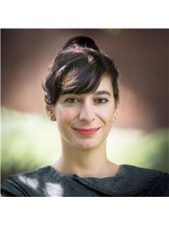 Veronica Szabo - RE/MAX Select Realty