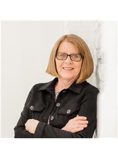 Mary A. Thomas - RE/MAX Real Estate Group