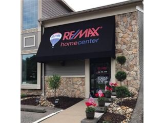 Office of RE/MAX Home Center - McMurray