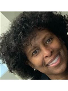 Gina Martin Hall - RE/MAX Solutions