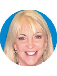 Associate - Katie Kurpiel - RE/MAX Alliance
