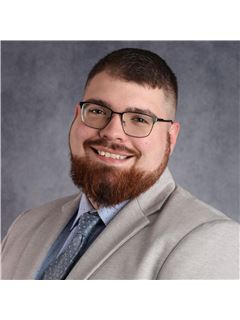 Austin Slie - RE/MAX Broadwater