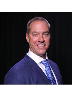 Luke Reeder - RE/MAX Advantage Realty