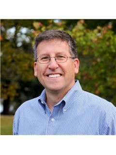 Ryan C Medlin - RE/MAX Commonwealth