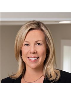 Missy Raffa - RE/MAX Realty Group
