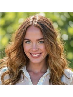 Adalyn Tate - RE/MAX Commonwealth