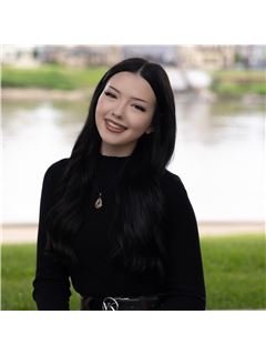 Sara Torbett - RE/MAX Broadwater