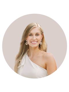 Danielle Perdue - RE/MAX Gateway
