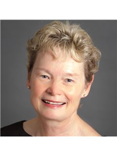 Associate - Dixie Lee Washington - RE/MAX Supercenter