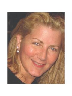 Teri L. Medley - RE/MAX Commonwealth