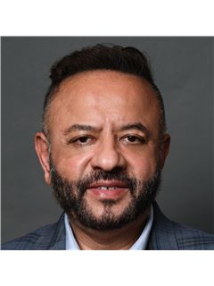 Shafiq S. Hirani - RE/MAX Distinctive