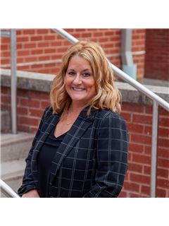 Julie K. Robinson - RE/MAX Realty Group
