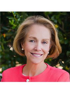 Anne M. Innes - RE/MAX Commonwealth