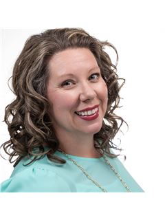 Brittany Fox - RE/MAX Chesapeake