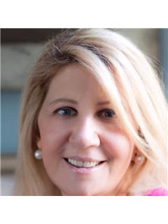 Ann Marie Clements - RE/MAX Realty Services