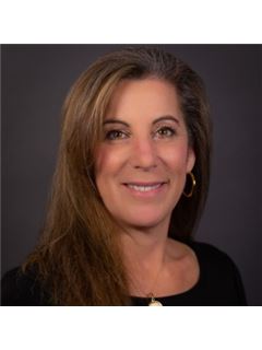 April M. Partida - RE/MAX Alliance