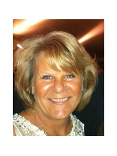 Amy E. Fielding - RE/MAX Supercenter