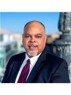 Ellerson Lee Spurlock - RE/MAX Realty Services