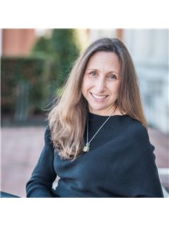 Emily Krikorian - RE/MAX Peninsula