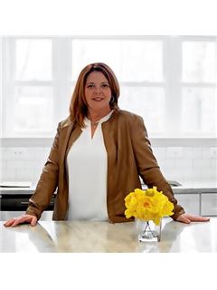 Melissa Bishop Olason - RE/MAX Executive