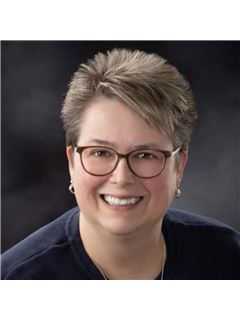 Kimberlee Martin - RE/MAX Broadwater