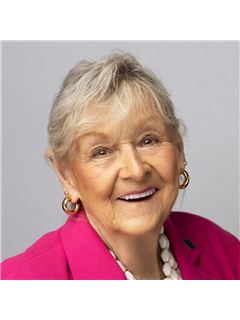 Joan Eisenhardt - RE/MAX Executive