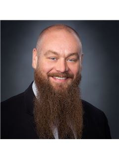 Directeur d'agence - Travis Broadwater - RE/MAX Broadwater