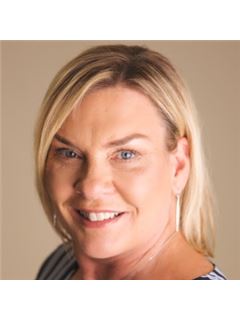 Tammi L. Reeder - RE/MAX Advantage Realty