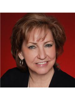 Marlene Shelton-Giles - RE/MAX 1st Olympic