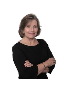 Cynthia Hines - RE/MAX Realty Services