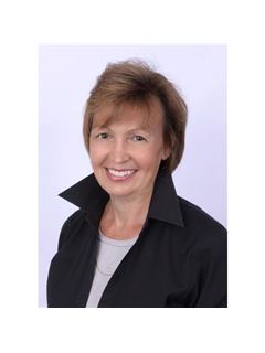 Sandra K. Wills - RE/MAX Town Center