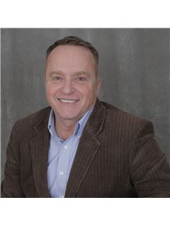 Associate - A Daniel Bouchard-Fernandez - RE/MAX Distinctive
