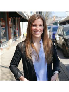 Crystal Martin - RE/MAX Broadwater