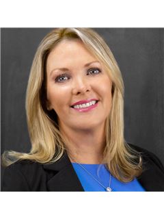 Jessica Cecchini - RE/MAX Alliance