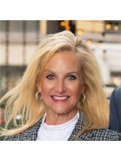 Lisa Rudden - RE/MAX Realty Services