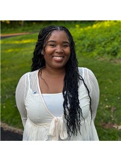 Chela' Perdue - RE/MAX Allegiance