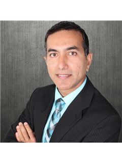 Iftikhar Khan - RE/MAX Galaxy