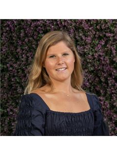 Margaret Brown - RE/MAX Commonwealth