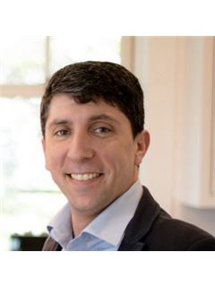 Nick Mullen - RE/MAX Distinctive