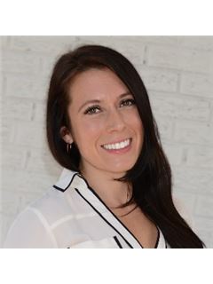 Jessamyn A. Spain - RE/MAX Distinctive