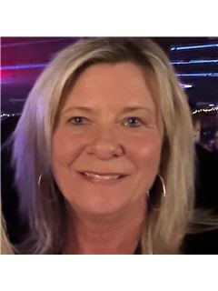 Vicky L. Hupfeld - RE/MAX Advantage Realty