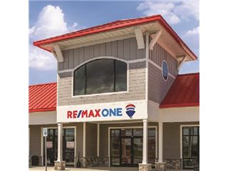Офис на RE/MAX One - Ocean City