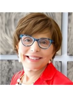 Laurie Knudsen - RE/MAX Executive