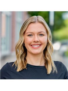 Katherine Leland Rochvonrochsburg - RE/MAX Executive - Living By The Coast Realty Grou