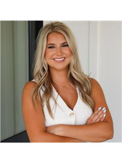 Jenna Love Myers - RE/MAX Executive