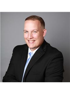 Steven Wall - RE/MAX Elite Realty Group