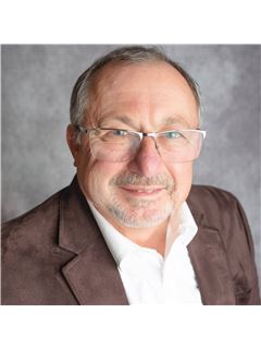 Thomas Novembre - RE/MAX Homestead