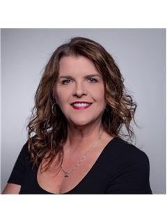 Kerry Strange - RE/MAX Crossroads