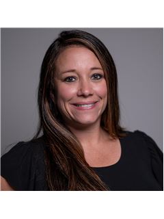Jennifer Kiser - RE/MAX Crossroads